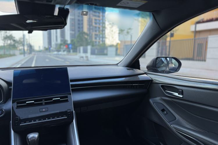 Used Toyota Avalon 2023 2.5L Luxury Edition
