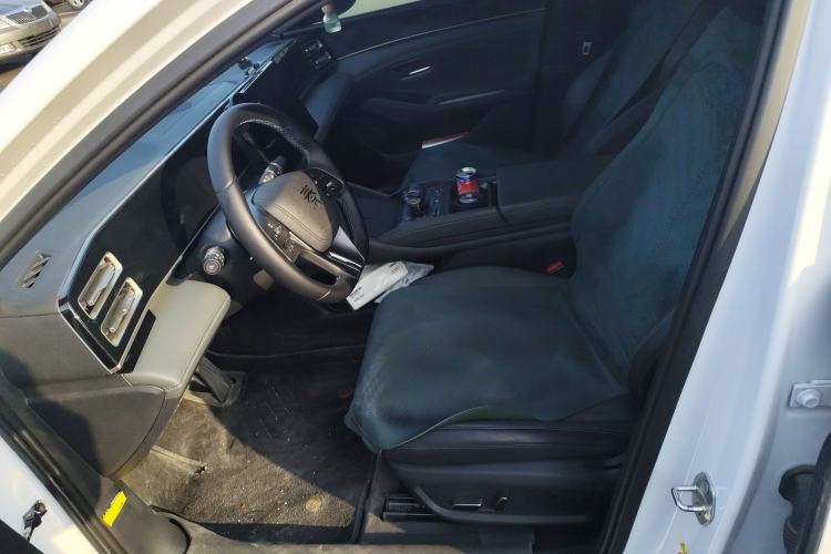 Used BYD Qin L 2024 DM-i 80KM Beyond Model
