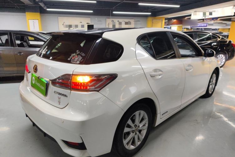 Used Lexus CT 2014 CT200h Elite Edition Monochrome