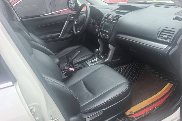 Used Subaru Forester 2014 2.0i Automatic Luxury Edition
