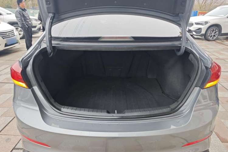 Used Hyundai Elantra 2018 1.4T Dual-Clutch Xuan Dong · Dynamic Edition
