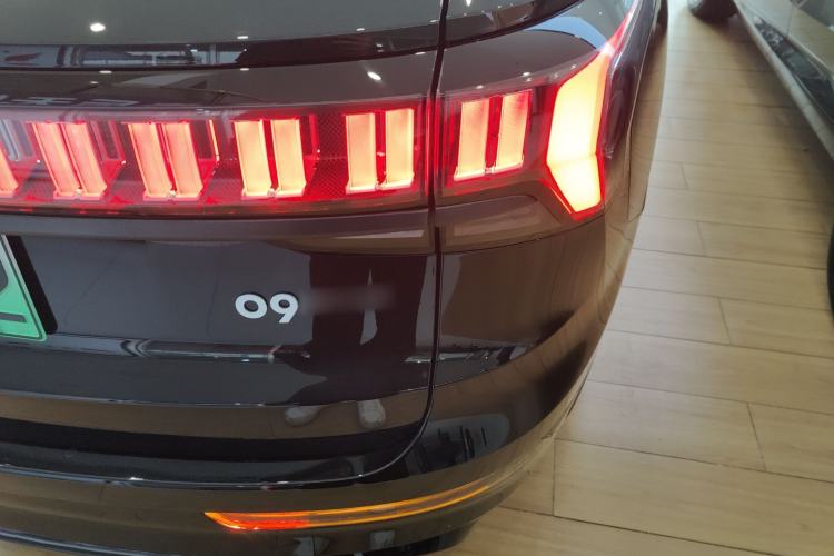 Used Lynk & Co 09 EM-P 2024 2.0TD EM-P Four-Wheel Drive ULTRA Six-Seater