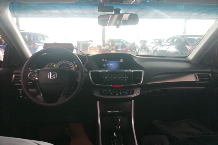 Used Honda Accord 2014 2.0L LX Comfort Edition
