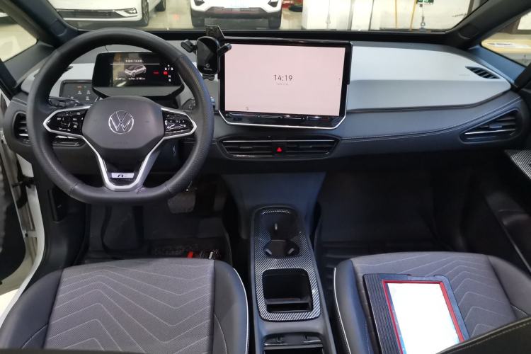 Used Volkswagen ID.3 2025 Smart Edition Outstanding Model
