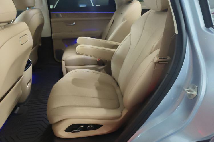 Used Hima AITO M7 2024 1.5T Intelligent Driving Rear-Drive Ultra Version 6 Seats