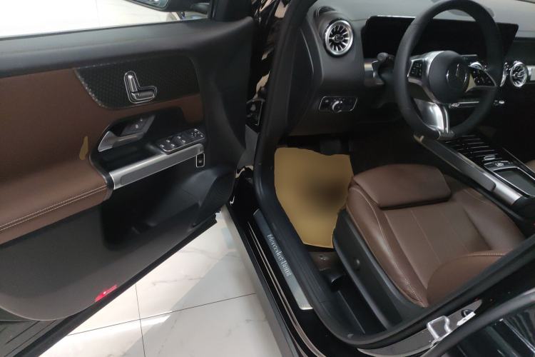 Used Mercedes-Benz GLB 2024 Refresh GLB 220 Dynamic Edition
