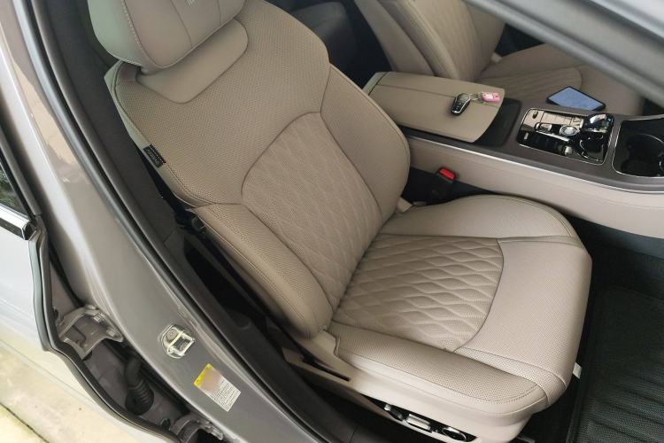 Used BYD Han 2025 EV with 701 km of Laser Radar-Enabled Intelligent Driving
