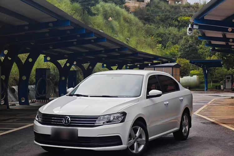 Used Volkswagen Lavida 2017 1.6L Automatic Comfort Edition
