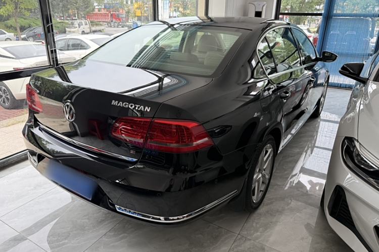 Used Volkswagen Magotan 2015 Revised 1.8TSI Prestige Version
