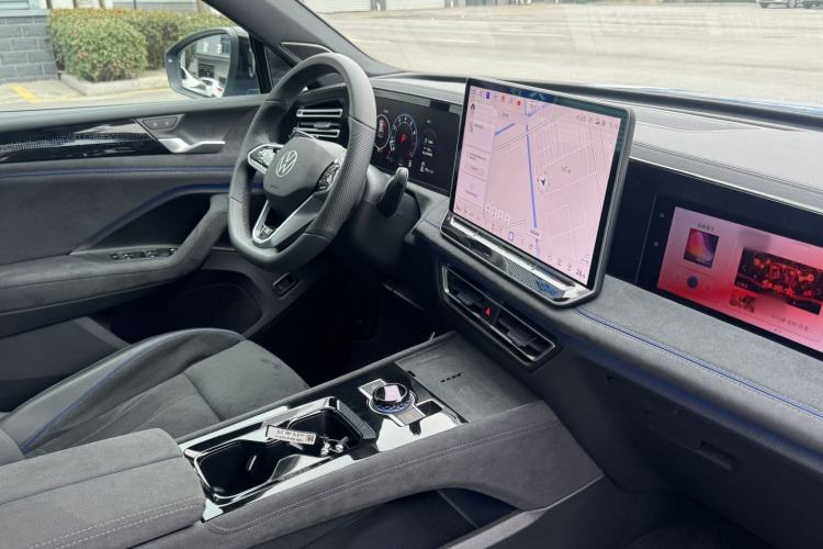 Used Volkswagen Tiguan L 2024 PRO 380TSI Four-Wheel Drive R-Line Prestige Edition
