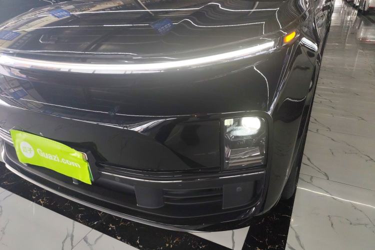 TDK.VehicleDetails.img