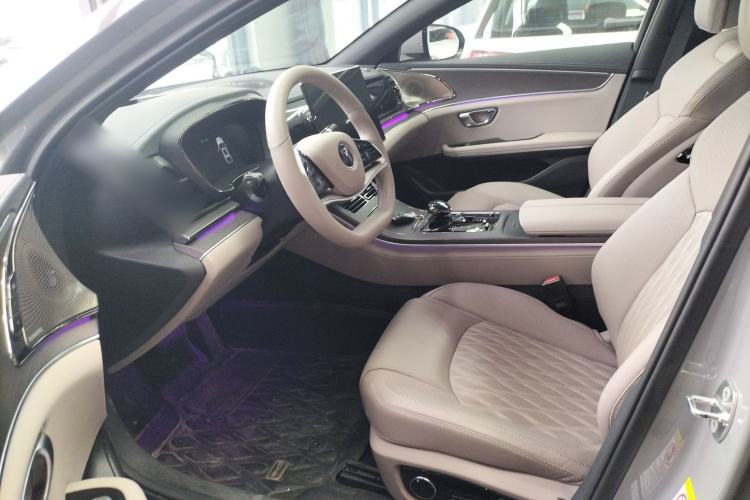 Used BYD Han 2025 EV with 701 km of Laser Radar-Enabled Intelligent Driving
