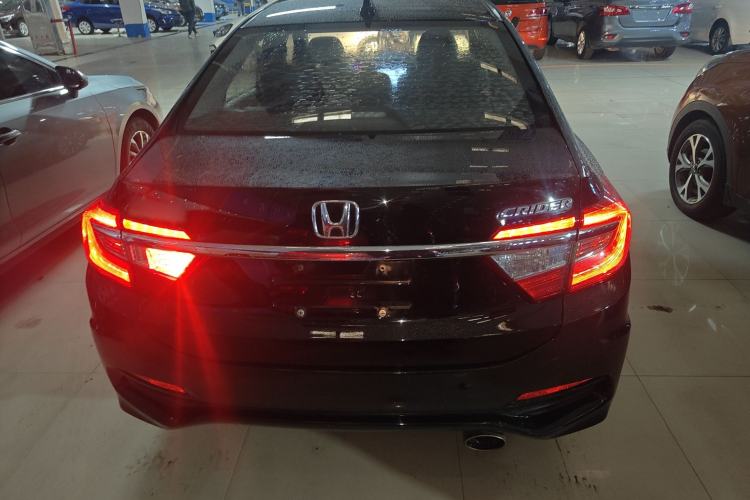 Used Honda Crider 2015 1.8L automatic comfort version