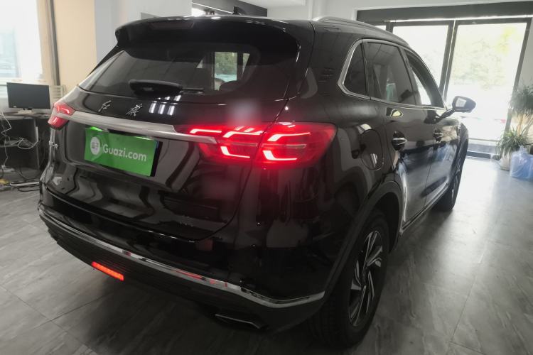 Used Hongqi HS5 2022 Revised Version 2.0T Smart Connect Flagship Edition