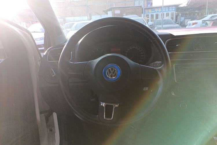 Used Volkswagen Polo 2013 1.6L Automatic Luxury Edition