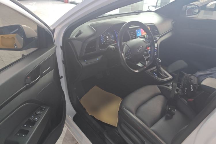 Used Hyundai Elantra 2020 1.4T Dual-Clutch Xuan Dong · Dynamic Version
