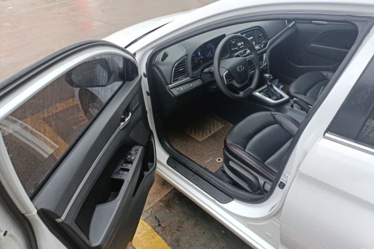 Used Hyundai Elantra (6th Generation / Lingdong) 2016 1.6L Automatic ZhiXuan – Elite Version

