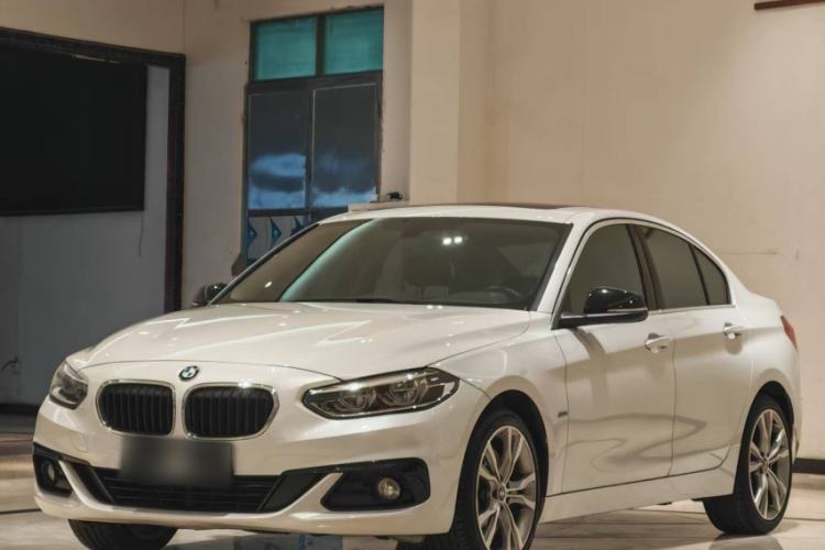Used BMW 1 Series 2018 120i Design Package Model