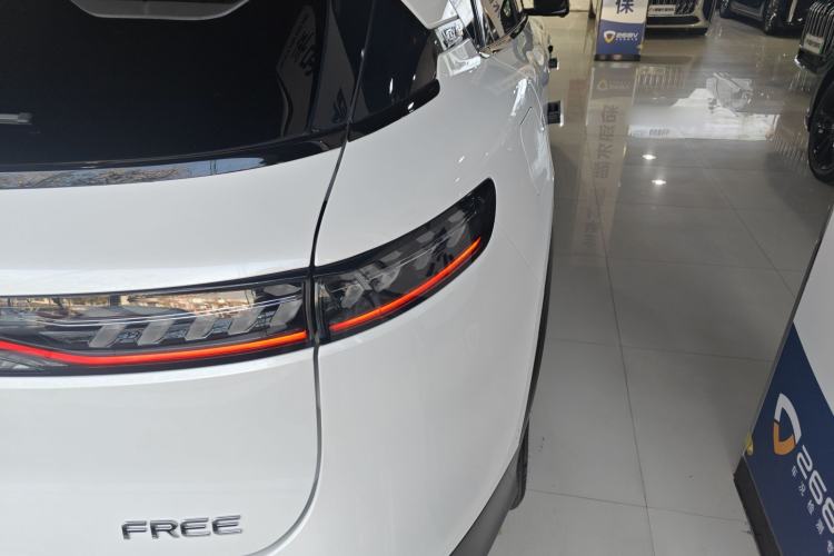 Used VOYAH FREE 2025 318 318 km Rear-Drive Touring Edition