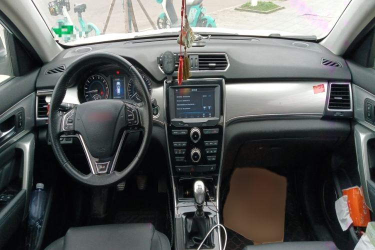 Used Haval H2 2014 1.5T Manual Two-Wheel Drive Elite Edition
