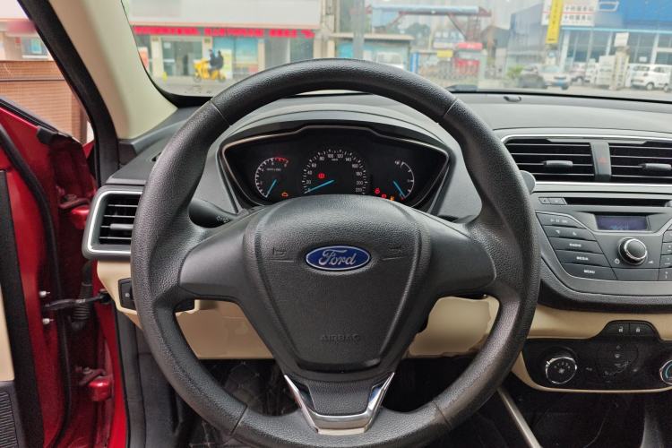Used Ford Escort 2015 1.5L Manual Comfort Model