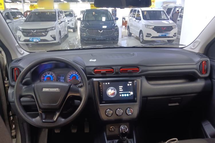 Used Dongfeng Fengon 380 2022 1.5L Standard Edition 7-Seater Passenger Vehicle