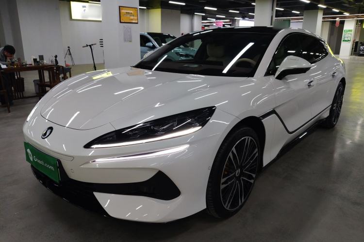 Used Denza Z9GT 2024 1100 Four-Wheel Drive Ultra Version
