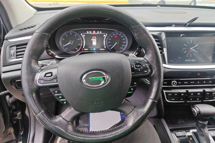 Used GAC Trumpchi GS7 2017 320T Four-Wheel Drive Luxury Smart Connectivity Model
