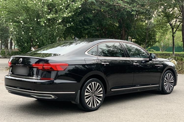 Used Volkswagen Passat 2020 Revised Version 330TSI Luxury Edition China VI Standard