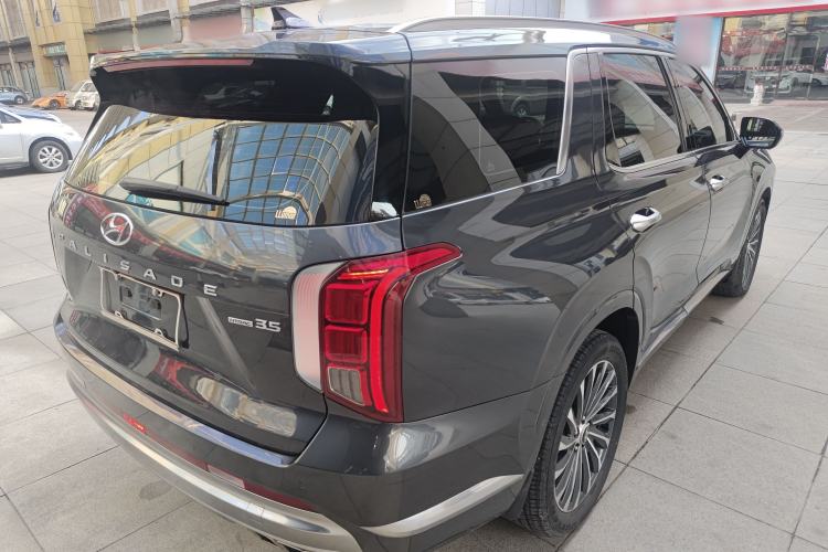 Used Hyundai Palisade 2023 3.5L Automatic All-Wheel Drive Calligraphy

