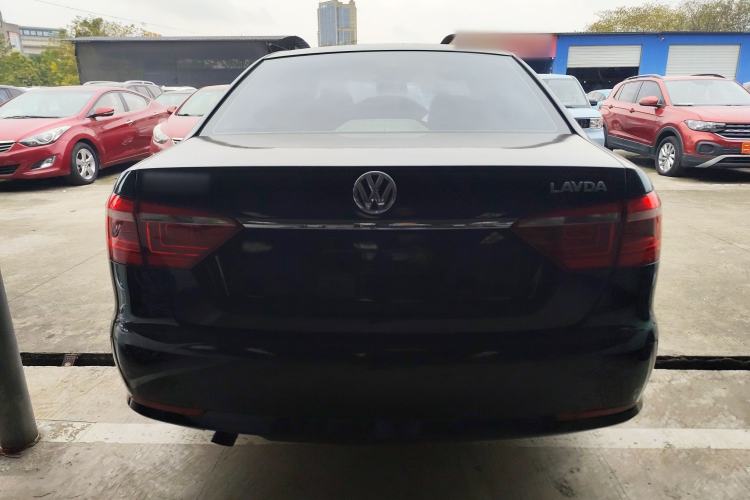 Used Volkswagen Lavida 2013 Restyled Classic 1.6L Automatic Comfort Edition
