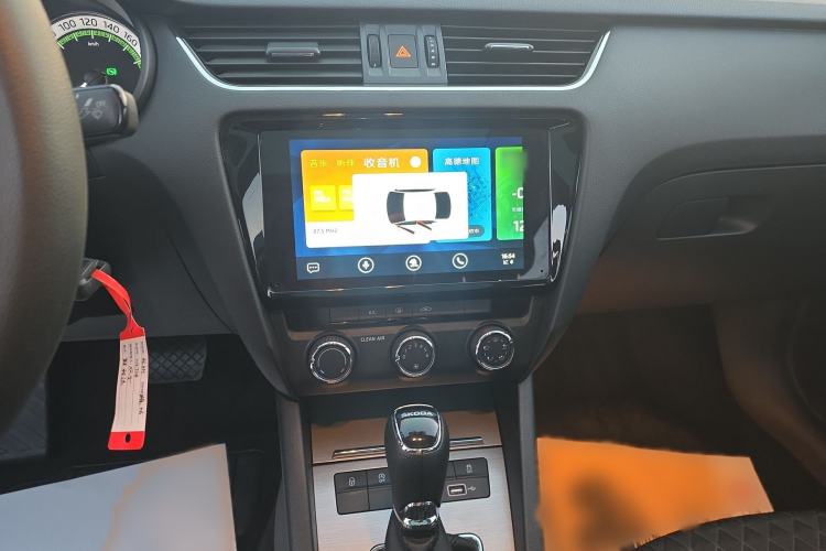 Used Skoda Octavia 2019 1.5L Automatic Smart Drive Luxury Edition China V Standard
