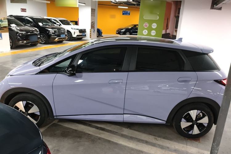 Used BYD Dolphin 2023 420 km Fashion Edition
