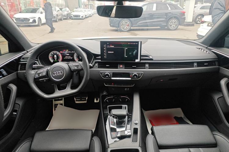 Used Audi A4L 2024 40 TFSI Luxury Dynamic Edition
