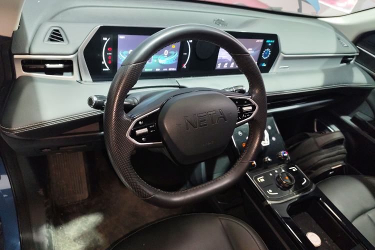 Used NETA U 2023 NETA U-Ⅱ 400 U Show Edition – Lithium Iron Phosphate
