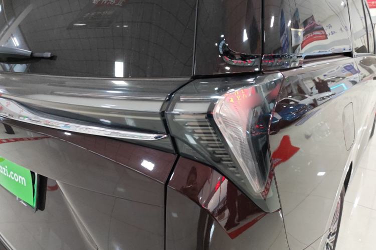 Used Buick GL8 New Energy 2024 Lu Zun Luxury Edition 7-Seater
