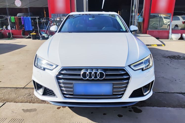 Used Audi A4L 2019 40 TFSI Fashion Edition China VI Emission Standard
