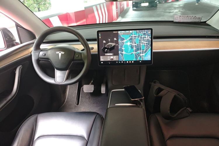 Used Tesla Model Y 2021 Standard Range Rear-Wheel Drive Version
