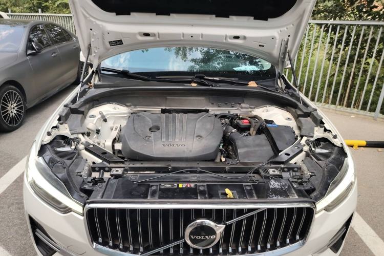 Used Volvo XC60 2022 B5 4x4 Smart Luxury Edition
