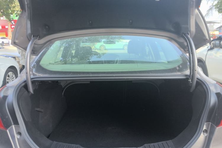 Used Ford Focus 2012 Sedan 1.6L Automatic Comfort Model
