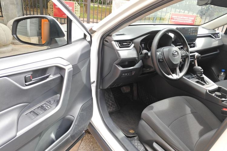 Used Toyota RAV4 2023 2.0L CVT Two-Wheel Drive Urban Edition
