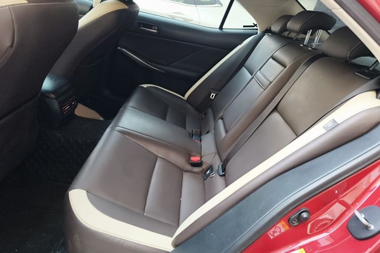 Used Lexus IS 2017 300 FENGSHANG Edition
