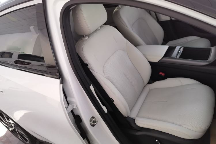 Used  L6 2023 125km Starship