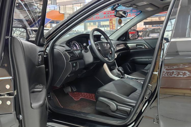 Used Honda Accord 2015 2.0L LX Comfort Edition
