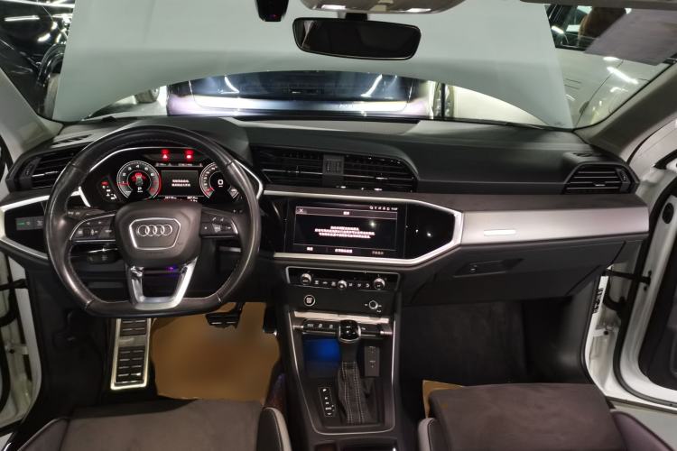 Used Audi Q3 2023 40 TFSI Fashion Dynamic Model