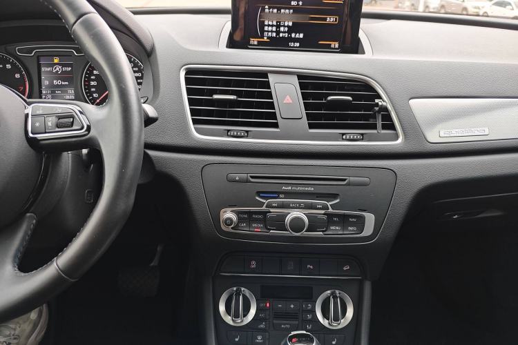 Used Audi Q3 2016 35 TFSI Collection Edition quattro Enjoyment Model
