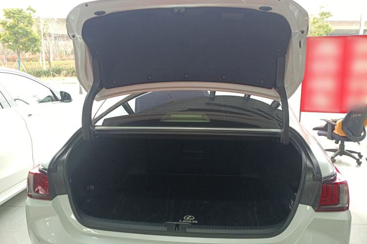 Used Lexus ES 2023 200 Luxury Edition
