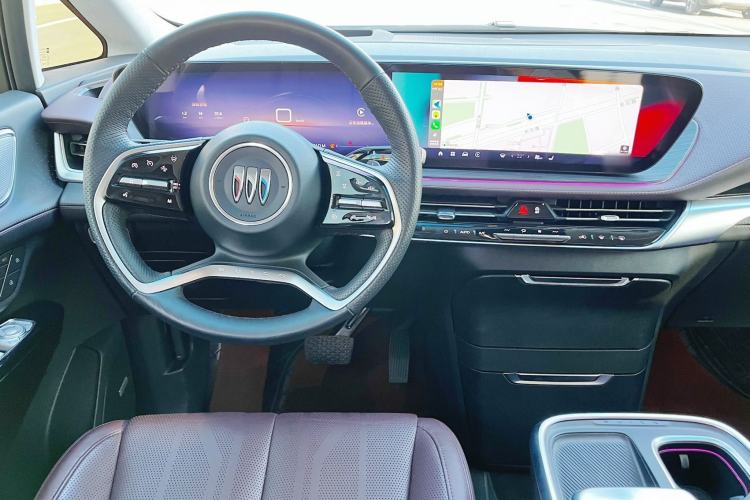 Used Buick Century 2023 2.0T Six-Seater Yinshi Edition
