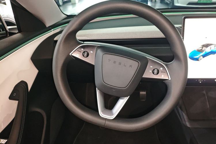 Used Tesla Model 3 2023 Rear-Wheel-Drive Version
