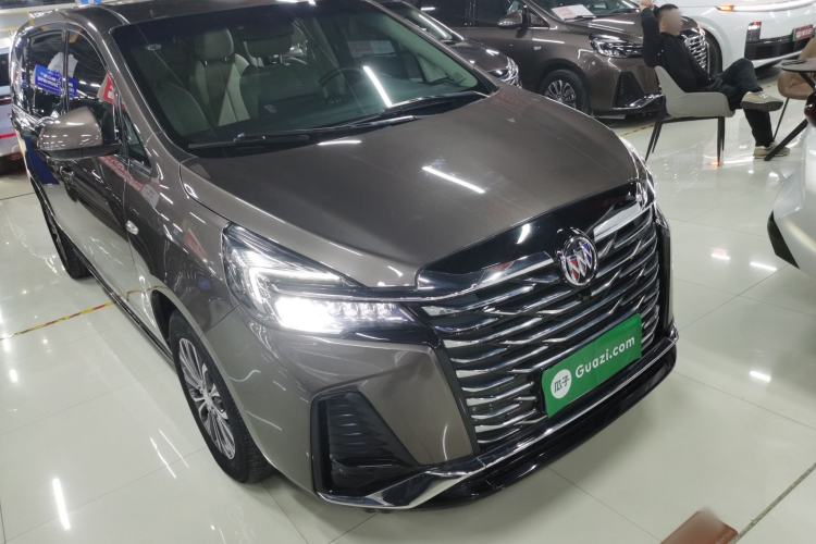 Used Buick GL8 2023 Land Executive Class Comfort Model
